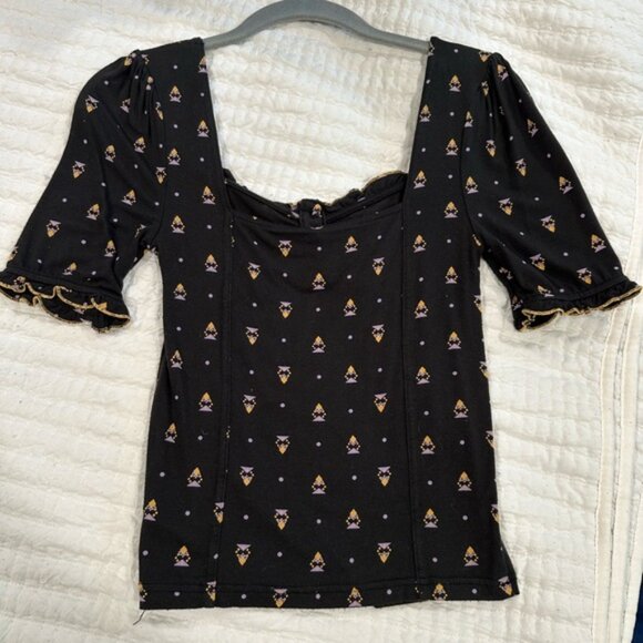 Black Floral Women's Top - Picture 2 of 5
